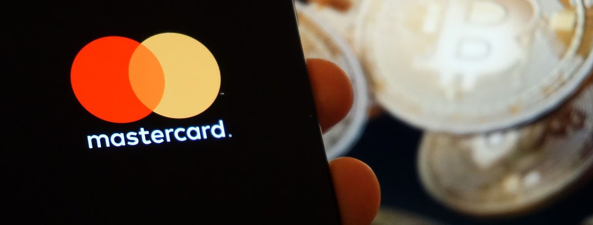 Banner Criptovalute, in Europa la prima Mastercard per acquisti “garantiti” e cashback