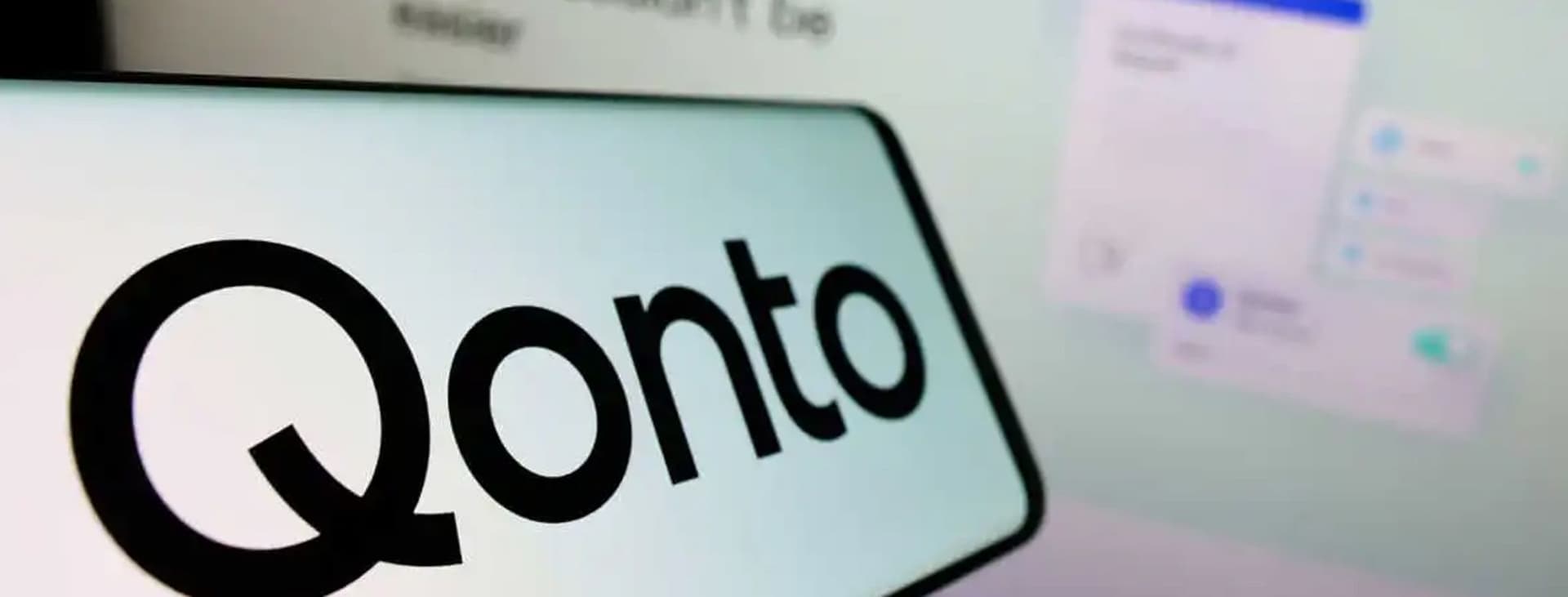 Banner Qonto presenta la sua prima offerta di finanziamento pay later